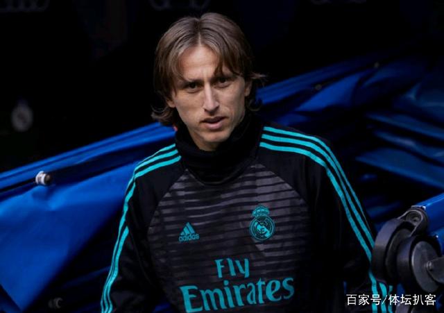 斯洛特：被扳平真的难以置信，整个团队都存在问题不只是我个人